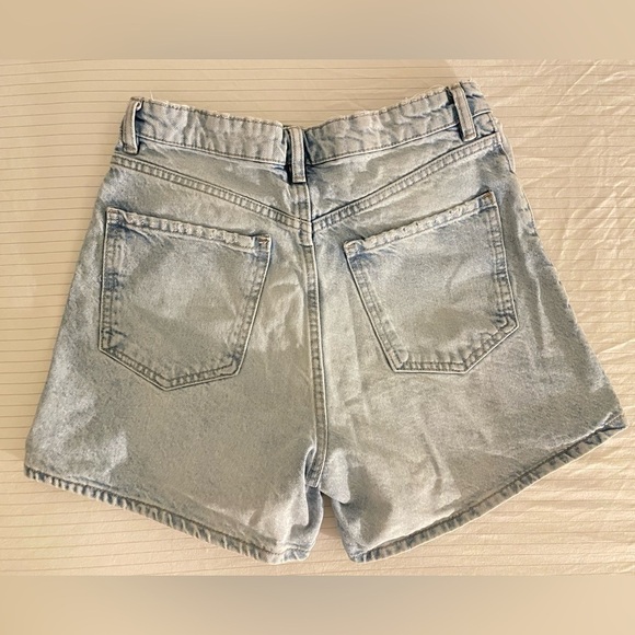 Zara High Waisted Mom Jean Short - Picture 4 of 7